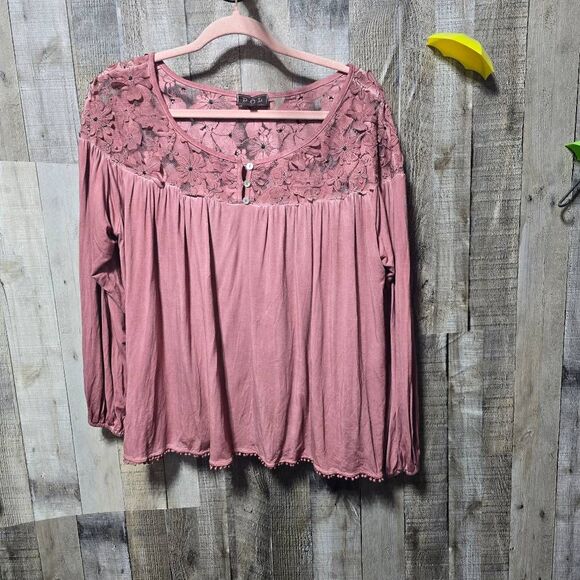 Pol Pink Flower Applique Long Sleeve Blouse - Picture 1 of 6